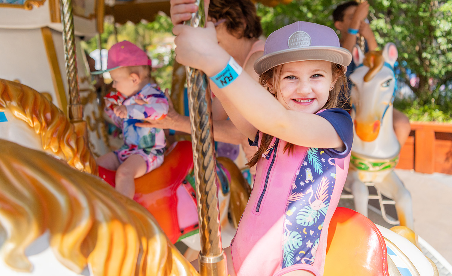 Funfields Theme Park Pony Carousel Kids Rides 4