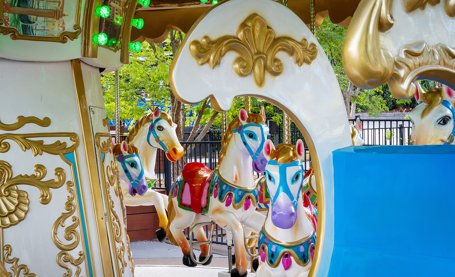 Funfields Theme Park Pony Carousel Kids Rides Hero