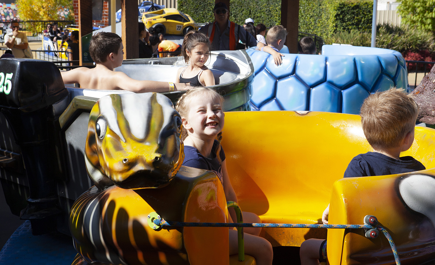 Funfields Theme Park Snakes Alive Kids Rides Hero